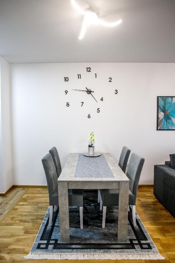 Tik Tak Apartman Subotica Exterior foto
